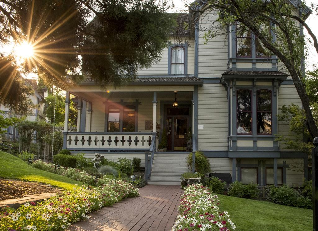 Winchester Inn Ешленд Екстер'єр фото